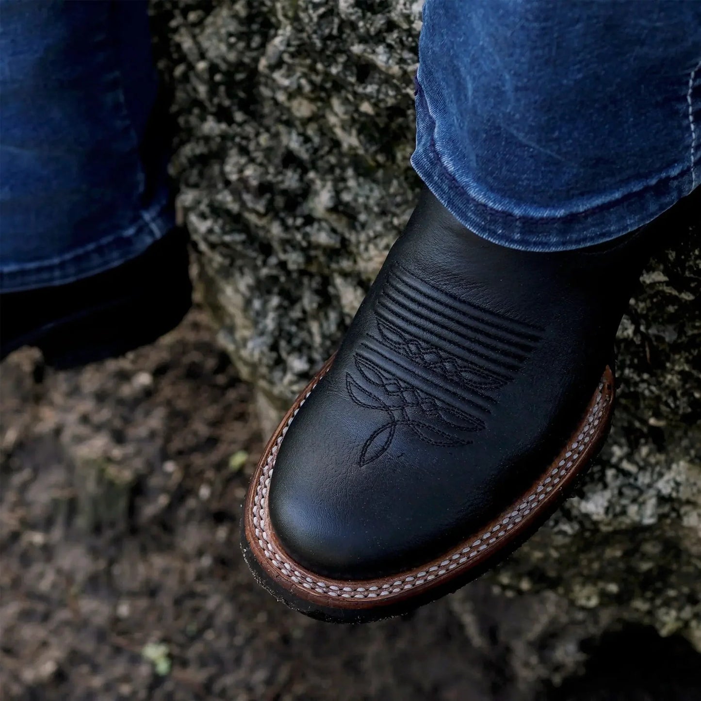 JUSTIN 5618 NEGRO - PACHECO BOOT CO