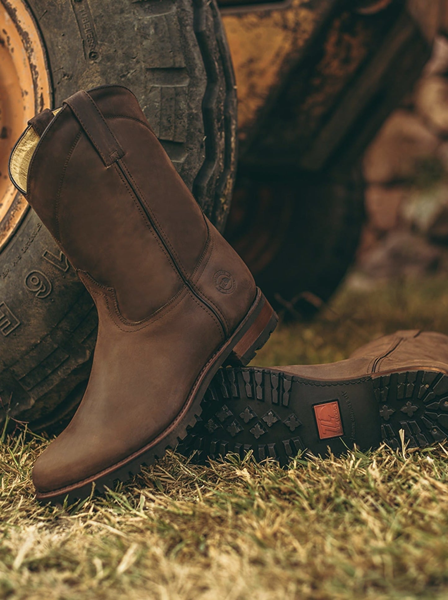 SIETELEGUAS ROPER 1000 SUELA TRACK - PACHECO BOOT CO