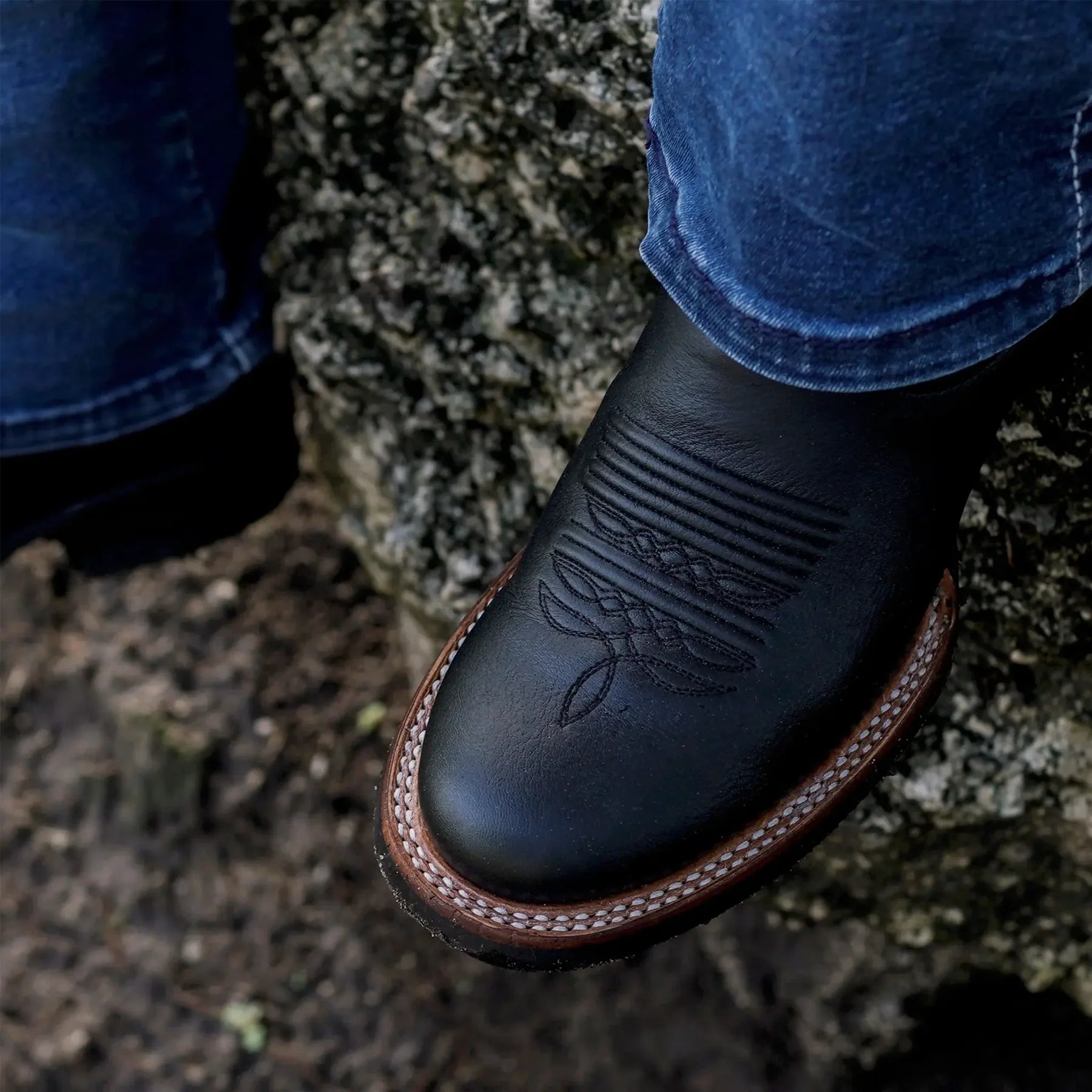 JUSTIN 5618 NEGRO - PACHECO BOOT CO